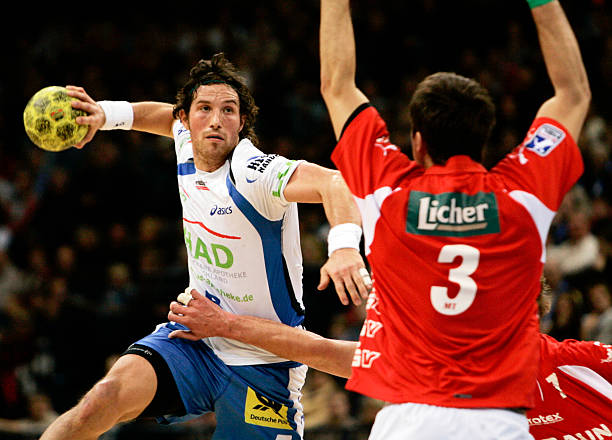 的两大支柱 的两大支柱