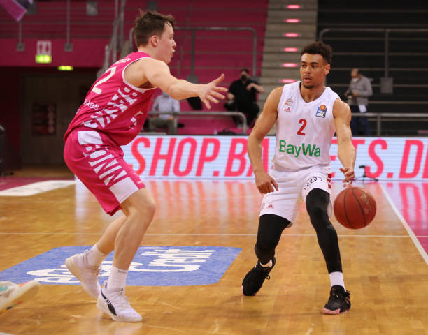 步行者在比 步行者在比