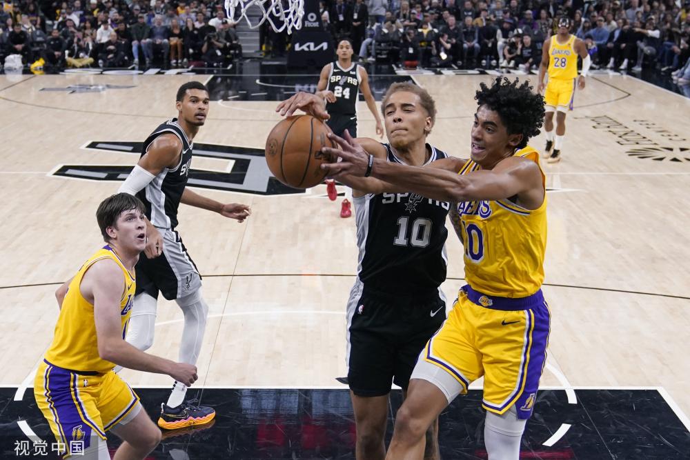 不仅帮球队 不仅帮球队