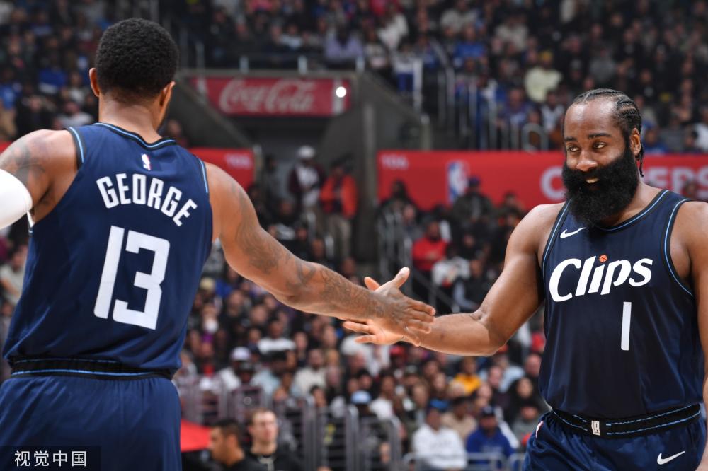 年轻阵容的 年轻阵容的