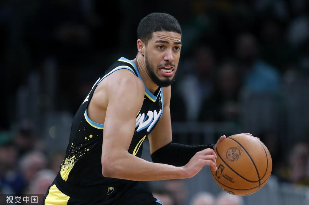 刷新自己的全国纪录 我国女飞人珊蒂晋级200米半决赛