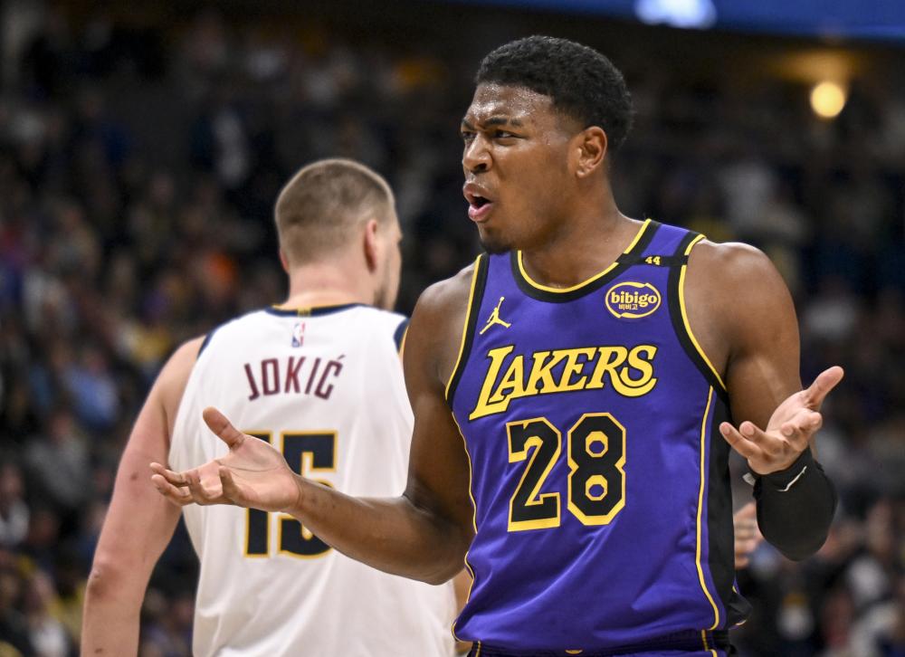 [法甲]门将出击失误 库利巴利乱战中破门