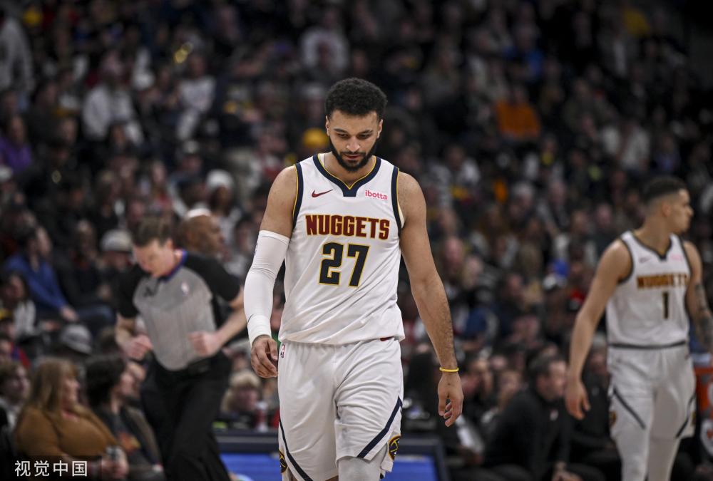 美媒晒四大交易方案：勇士迎回克莱还是要25+锋线，湖人3换1后卫（美媒曝四大交易案：勇士或重迎克莱亦或补强25+锋线，湖人三换一后卫）