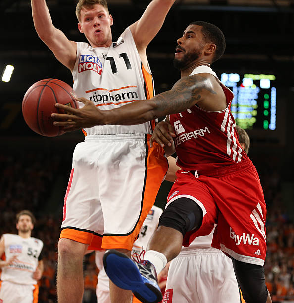 26届美高排名：张博源35&郇斯楠38，二人均获评四星高中生（26届美高排名出炉：张博源第35、郇斯楠第38，两人同获四星评级）